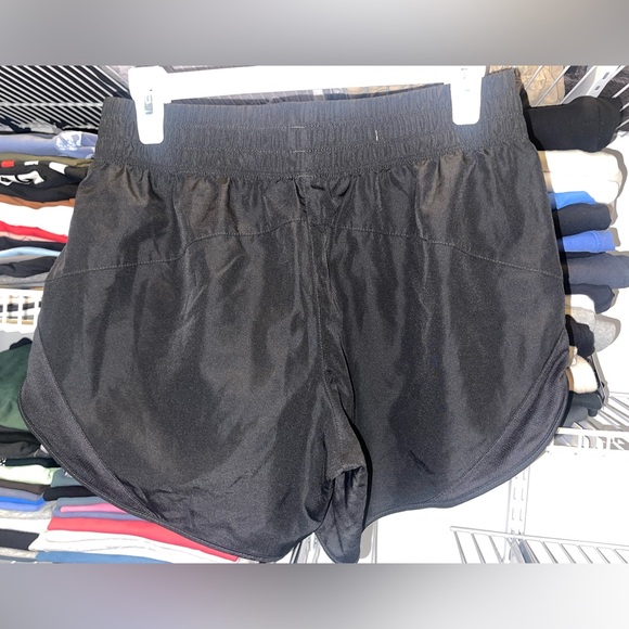 BLACK RUNNING SHORTS - Picture 2 of 3